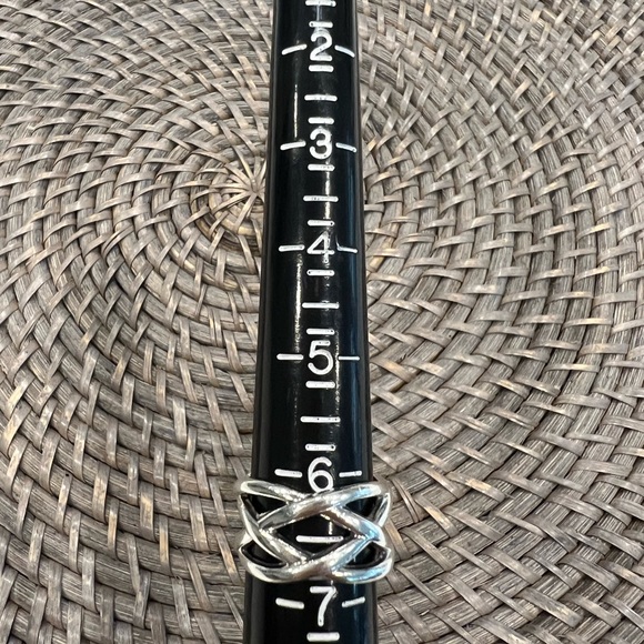 Tiffany & Co. Silver Ring - Picture 4 of 4